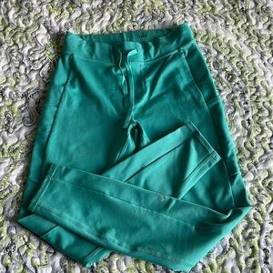 Alo Yoga leggings